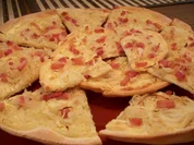 Flammkuchen......Elsässischer Flammekuechle.... - Rezept