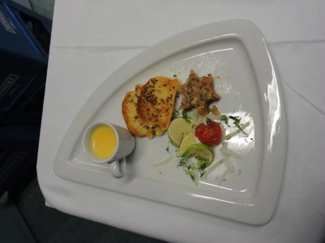 Kokossüppli mit Kardamon , Orangenlachstartar  mit Nusscrostini - Rezept - Bild Nr. 2