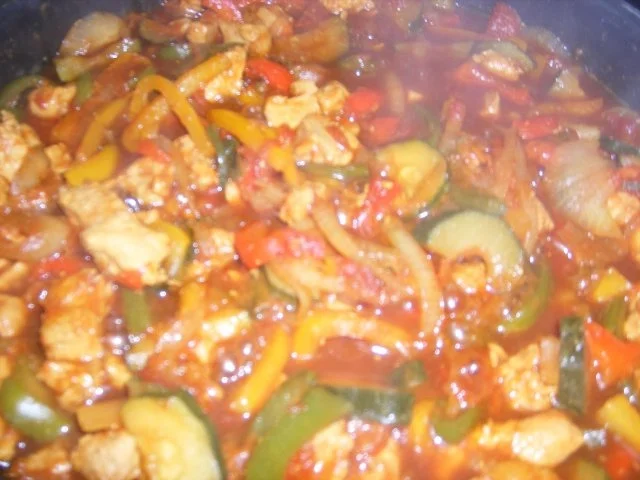 Rezept: Putenbrust-Gemüse-Pfanne Bild Nr. 5 Putenbrust-Gemüse-Pfanne - Rezept - Bild Nr. 5