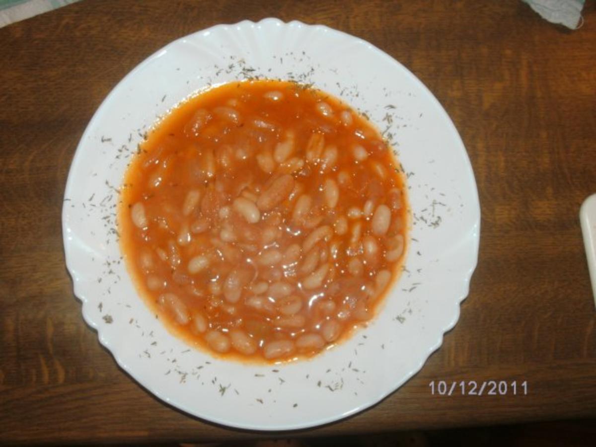 Bohnen in Tomatensoße - Rezept