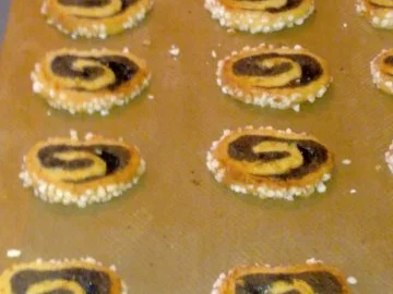 Weihnachten: Amarena-Mohn-Schnecken - Rezept - Bild Nr. 2