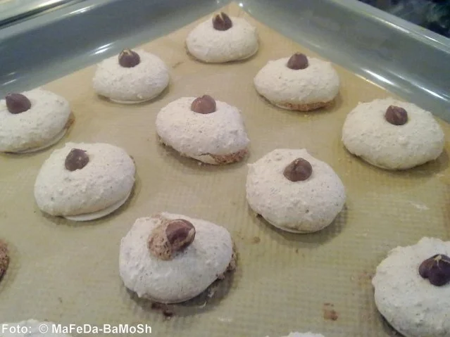 Weihnachten: Nussmakronen - Rezept - Bild Nr. 2
