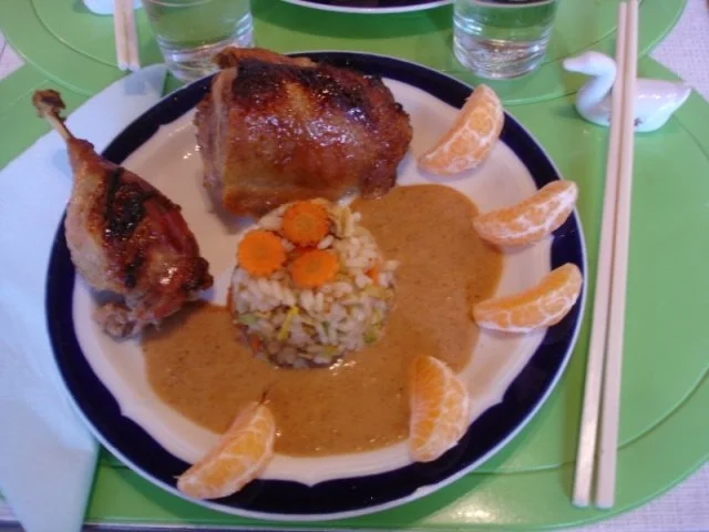 Rezept: Pekingente mit Erdnusssauce und Gemüsereis mit Möhrenblüten Bild Nr. 15 Pekingente mit Erdnusssauce und Gemüsereis mit Möhrenblüten - Rezept - Bild Nr. 15