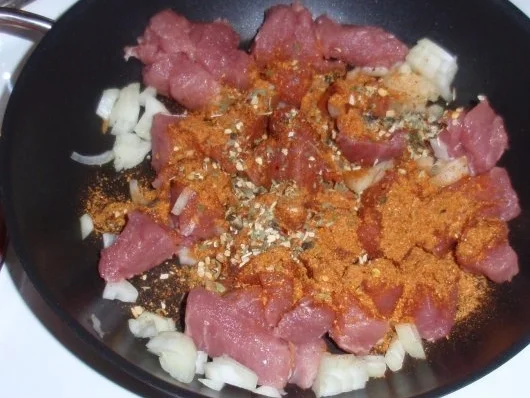 Rezept: Filet-Zucchini-Gulasch mit Gabelspaghetti Bild Nr. 2 Filet-Zucchini-Gulasch mit Gabelspaghetti - Rezept - Bild Nr. 2