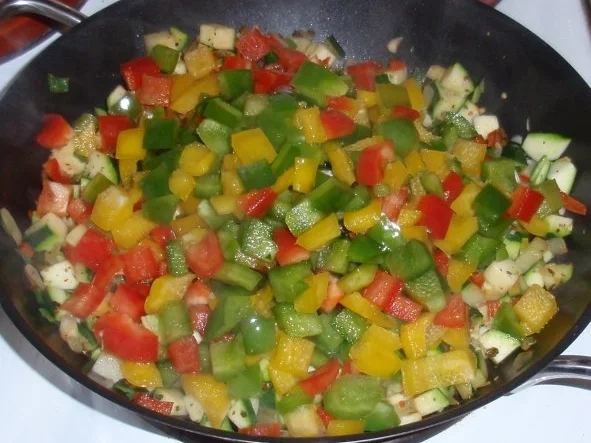 Buntes pikantes Gemüse-Nudel-Pfännchen - Rezept - Bild Nr. 7