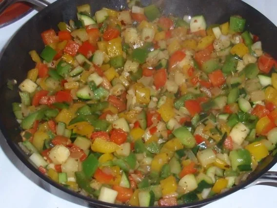 Buntes pikantes Gemüse-Nudel-Pfännchen - Rezept - Bild Nr. 8