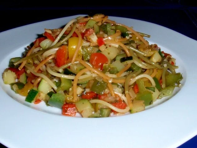 Buntes pikantes Gemüse-Nudel-Pfännchen - Rezept - Bild Nr. 11