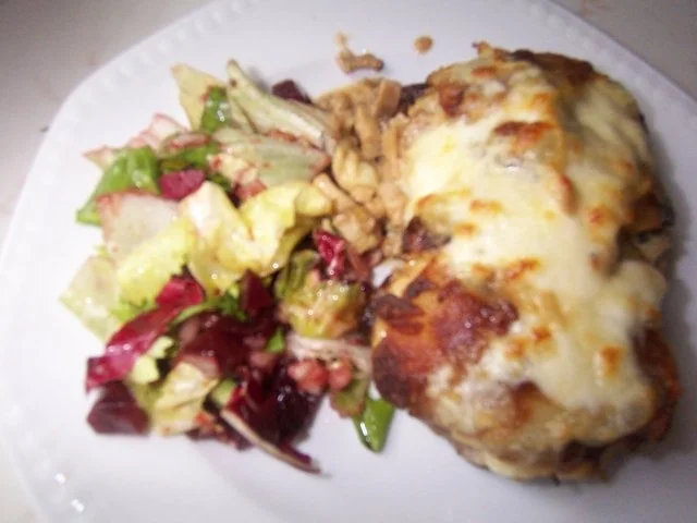 Rumpsteak unter einer Decke aus Kräuterseitlingen und röschen Kartoffeln - Rezept