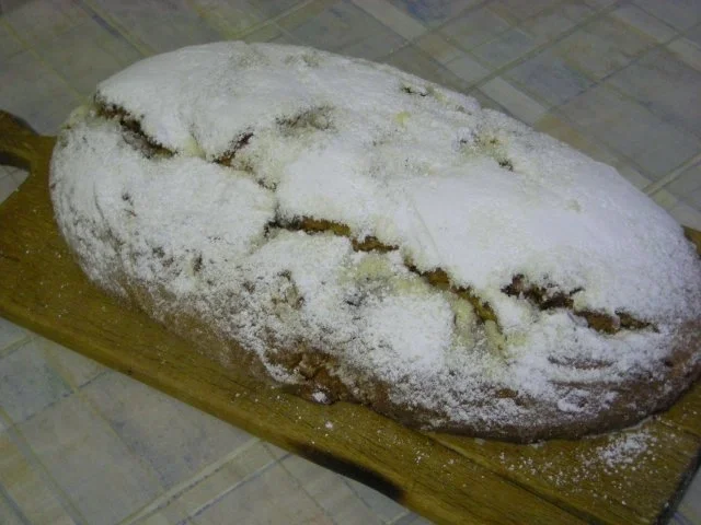 Rezept: Weihnachtsstollen Bild Nr. 2 Weihnachtsstollen - Rezept - Bild Nr. 2