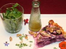 Saftige Kohlrabi-Quiche mit Urkarotten und Walnüssen, dazu Kräutersalat - Rezept