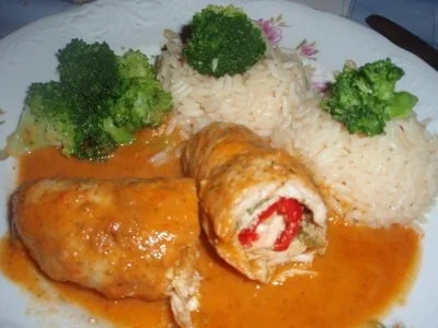 Rezept: Fleisch: Schnitzel-Rouladen mit Kirschpaprikafüllung Bild Nr. 5 Fleisch: Schnitzel-Rouladen mit Kirschpaprikafüllung - Rezept - Bild Nr. 5