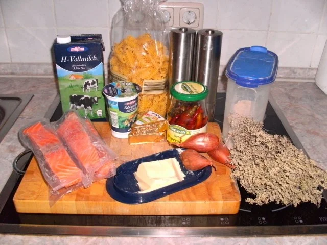 Rezept: Lachs mit Rigatoni in Peperoni-Käsecreme Bild Nr. 2 Lachs mit Rigatoni in Peperoni-Käsecreme - Rezept - Bild Nr. 2