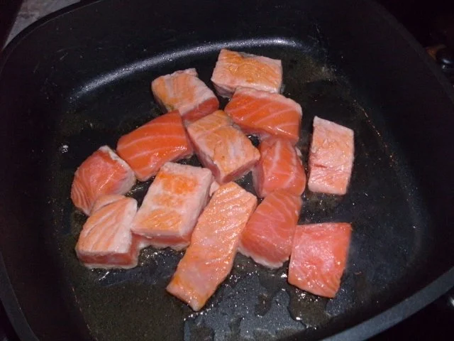 Rezept: Lachs mit Rigatoni in Peperoni-Käsecreme Bild Nr. 4 Lachs mit Rigatoni in Peperoni-Käsecreme - Rezept - Bild Nr. 4