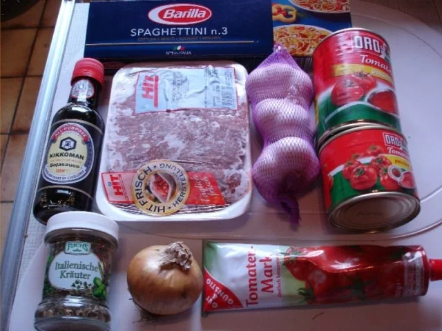 Rezept: Spaghetti – Bolognese à la Kikkoman Bild Nr. 2 Spaghetti – Bolognese à la Kikkoman - Rezept - Bild Nr. 2