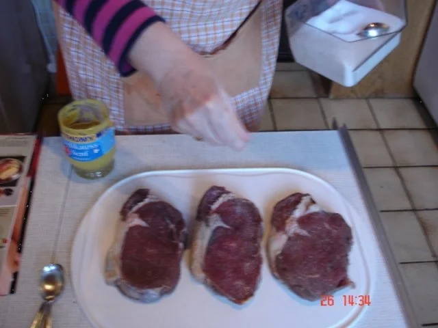 Zwiebelrostbraten mit Senfkruste - Rezept - Bild Nr. 4