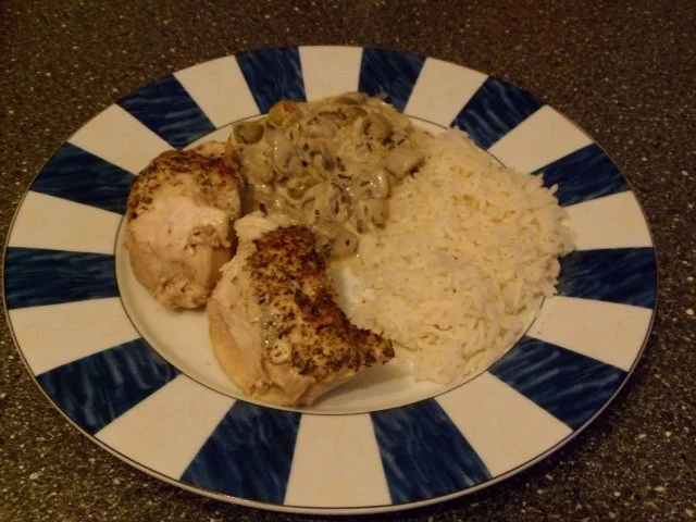 Gefüllte Hähnchenbrust mit Nüssen und Petersilie - Rezept