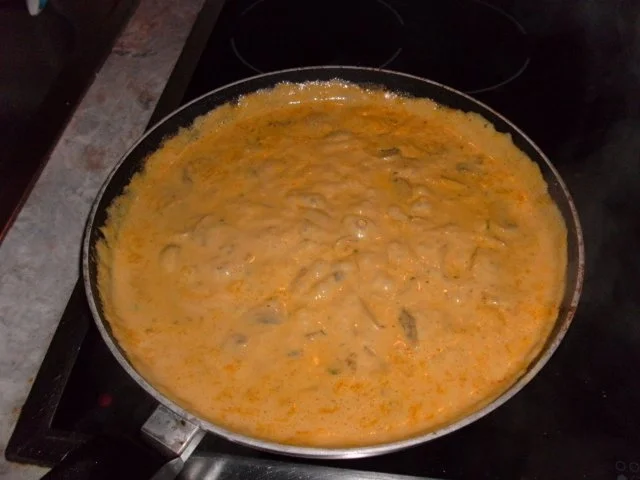 Rezept: Hähnchenragout mit Rahmpilzen Bild Nr. 5 Hähnchenragout mit Rahmpilzen - Rezept - Bild Nr. 5