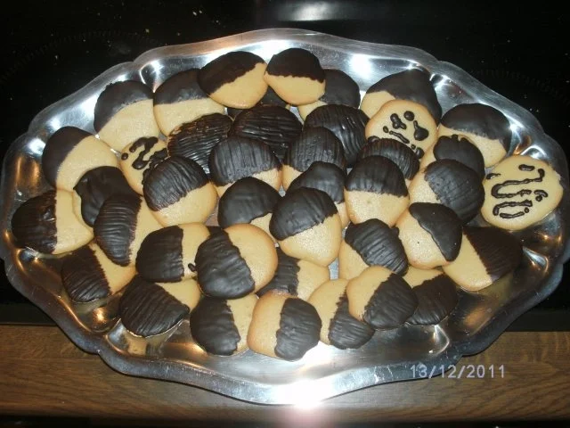 Rezept: Eierplätzchen verziert Bild Nr. 4 Eierplätzchen verziert - Rezept - Bild Nr. 4