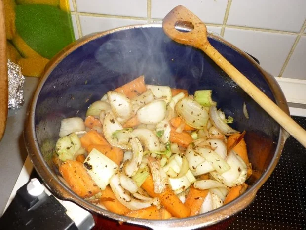 Wie Lange Braucht 1 Kg Schweinebraten Im Schnellkochtopf Schweinebraten im Schnellkochtopf - Rezept - kochbar.de