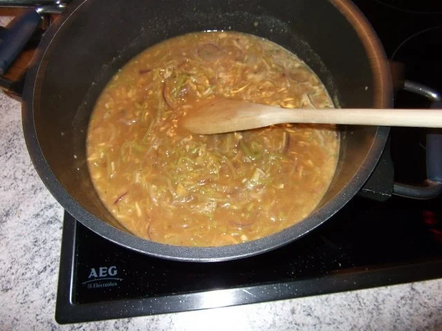 Hähnchenbrustfilets in Lauch Zwiebelsoße Dieter´s Art - Rezept - Bild Nr. 7