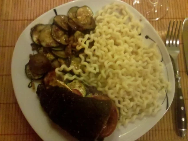 Fleisch: Gefülltes Schweinefilet mit Zucchini und Fusilli Bucati Lunghi - Rezept - Bild Nr. 16