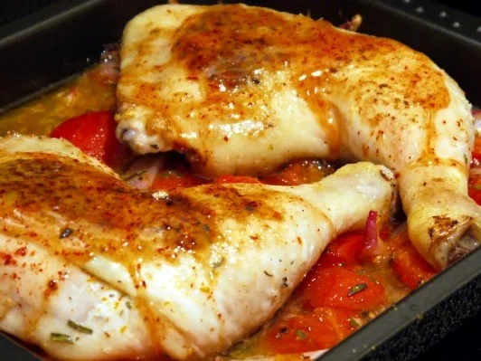 Pikant-fruchtige Hähnchenkeulen mit scharfen Polentaschnitten - Rezept - Bild Nr. 10