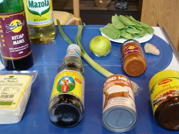 Tofu mit Zuckerschoten und Currysauce - Rezept - Bild Nr. 2