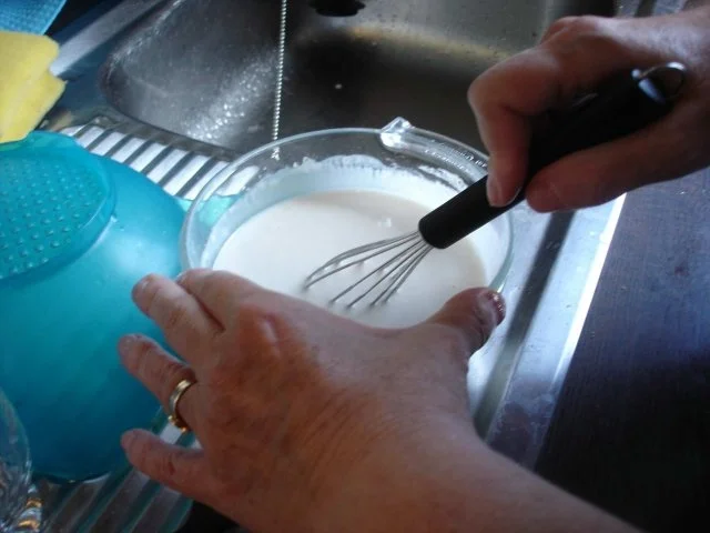 Rezept: Gebackene Hähnchenbrustfilets mit Erdnusssauce und Reis Bild Nr. 3 Gebackene Hähnchenbrustfilets mit Erdnusssauce und Reis - Rezept - Bild Nr. 3