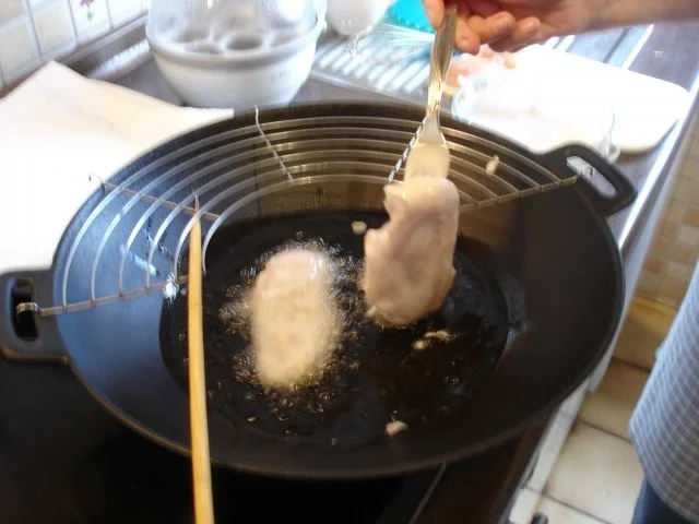 Rezept: Gebackene Hähnchenbrustfilets mit Erdnusssauce und Reis Bild Nr. 8 Gebackene Hähnchenbrustfilets mit Erdnusssauce und Reis - Rezept - Bild Nr. 8