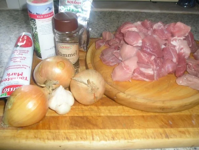 Schweinsgulasch - Rezept - Bild Nr. 2