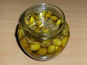 Rezept: Einlegen: Oliven, grรผn, pikant eingelegt Einlegen: Oliven, grรผn, pikant eingelegt - Rezept