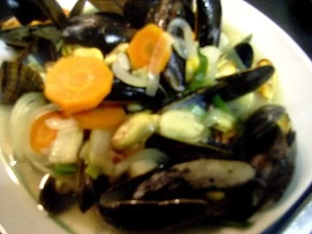 Rezept: Muscheln im Sektsud Muscheln im Sektsud - Rezept