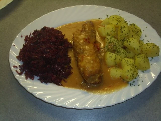 Schweinerouladen mit Knacker - Rezept