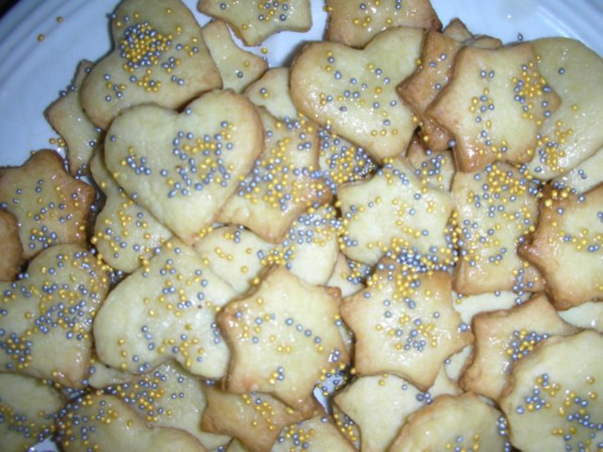 Einfache Kekse aus Muerbteig - Rezept