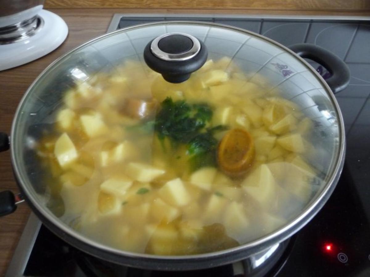 Suppen & Eintöpfe : Schnelle Kartoffelsuppe mit Käsewürstchen - Rezept - Bild Nr. 9