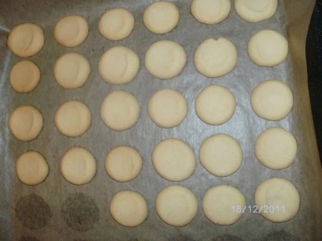 Butter-Vanille-Plätzchen - Rezept