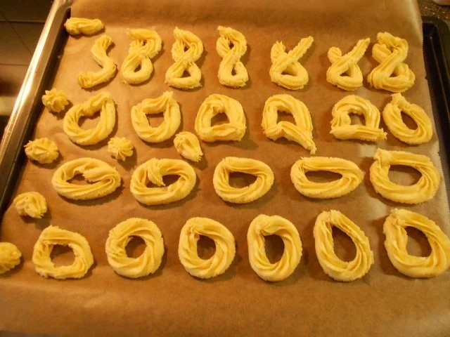 Rezept: Weihnachtsplätzchen -zartes Spritzgebäck mit Limette- Bild Nr. 12 Weihnachtsplätzchen -zartes Spritzgebäck mit Limette- - Rezept - Bild Nr. 12