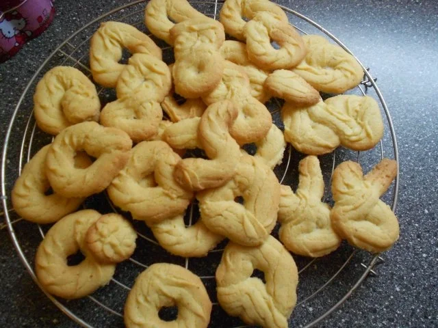 Rezept: Weihnachtsplätzchen -zartes Spritzgebäck mit Limette- Bild Nr. 13 Weihnachtsplätzchen -zartes Spritzgebäck mit Limette- - Rezept - Bild Nr. 13