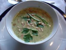 Feine Kräutersuppe - Rezept