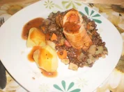 Gefüllte Schnitzelröllchen auf Linsengemüse - Rezept