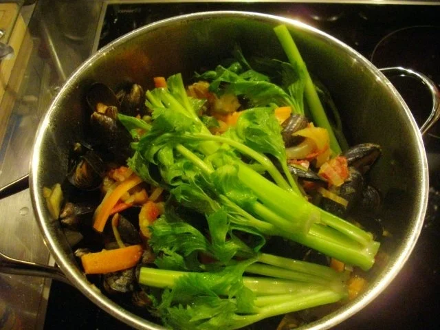 Miesmuscheln im Gemüsesud - Rezept - Bild Nr. 5