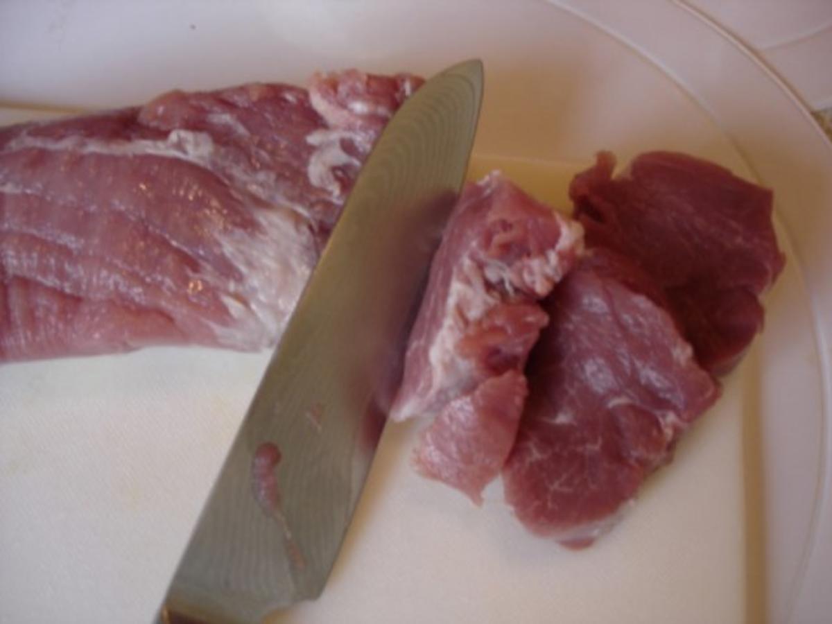Filetkrüstchen mit Zwiebelhaube - Rezept - Bild Nr. 6