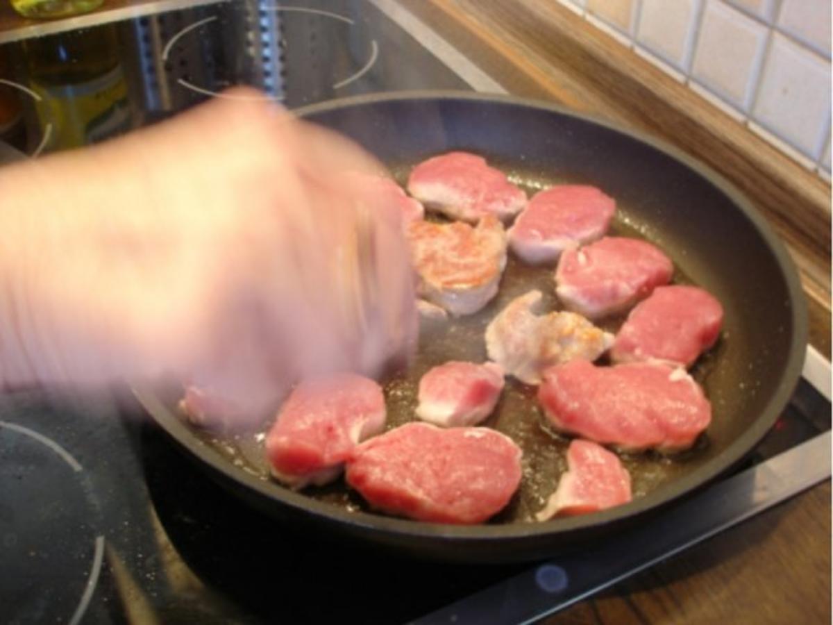 Filetkrüstchen mit Zwiebelhaube - Rezept - Bild Nr. 9