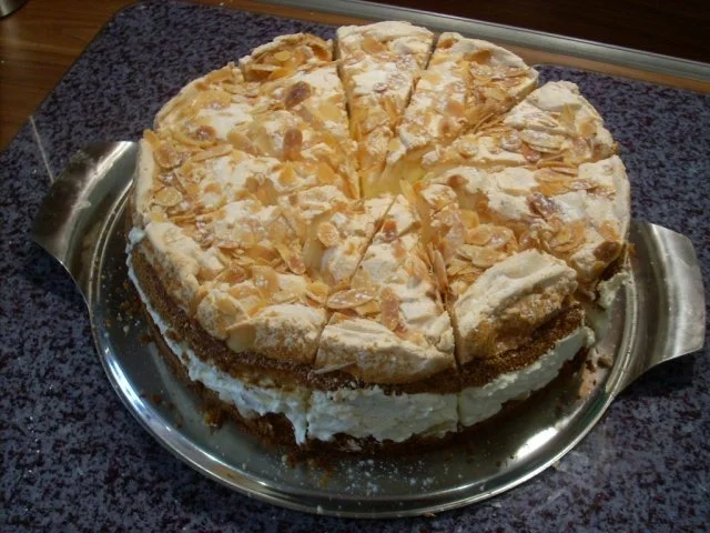 Apfel-Schnee-Torte - Rezept - Bild Nr. 2