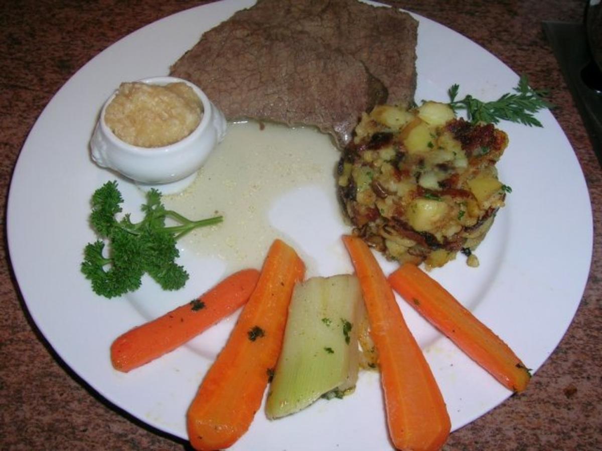 Tafelspitz (jedoch angebraten) mit Kartoffelschmarrn und Apfelkren - Rezept - Bild Nr. 4