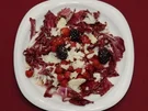 Radicchio mit Himbeeren - Früchtchen im Blätterbett (Sibylle Nicolai) - Rezept