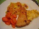 Gebackener Leberkäse mit glasierten Möhren und Kartoffelgratin - Rezept