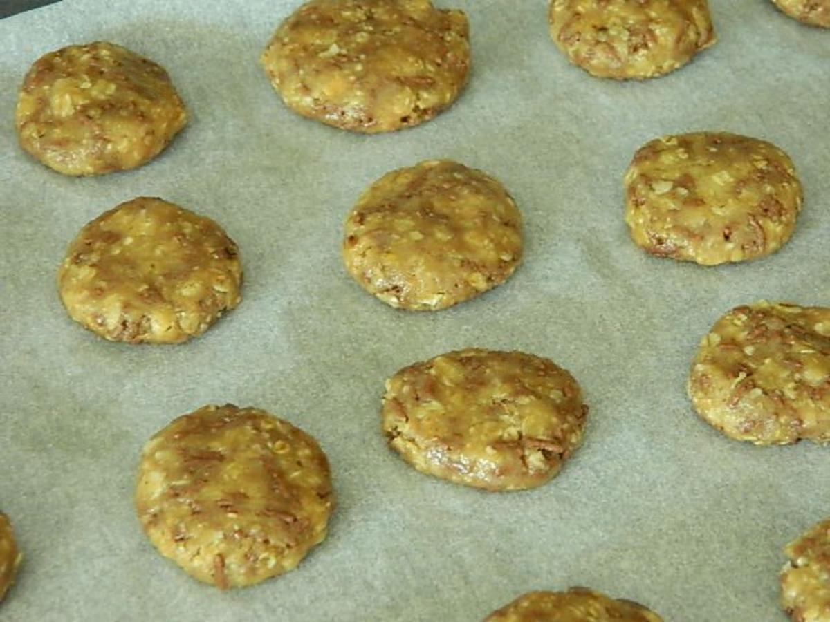 Schoko-Haferflocken-Plätzchen - Rezept - kochbar.de