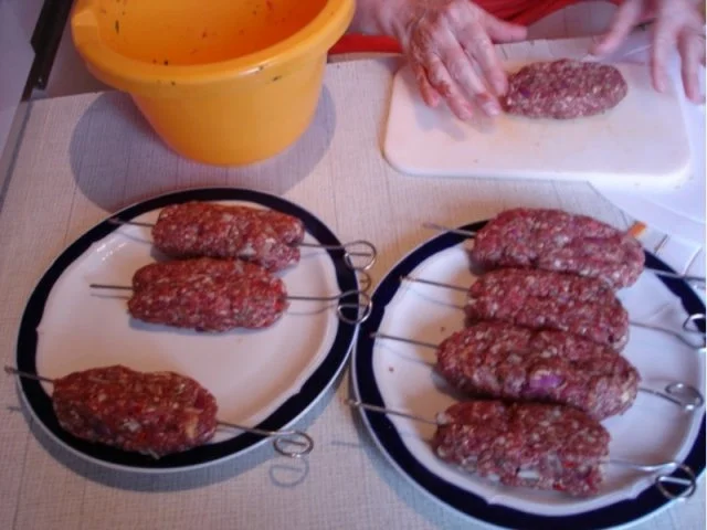 Rezept: Griechische Hackspieße Bild Nr. 7 Griechische Hackspieße - Rezept - Bild Nr. 7