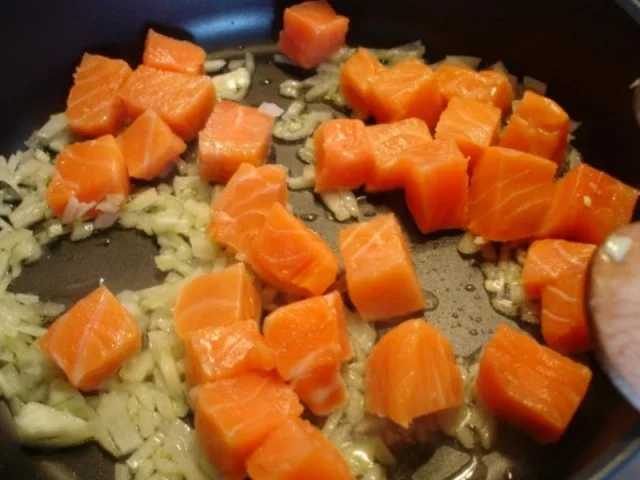 Rezept: Grüne Bandnudeln mit Lachs Bild Nr. 8 Grüne Bandnudeln mit Lachs - Rezept - Bild Nr. 8